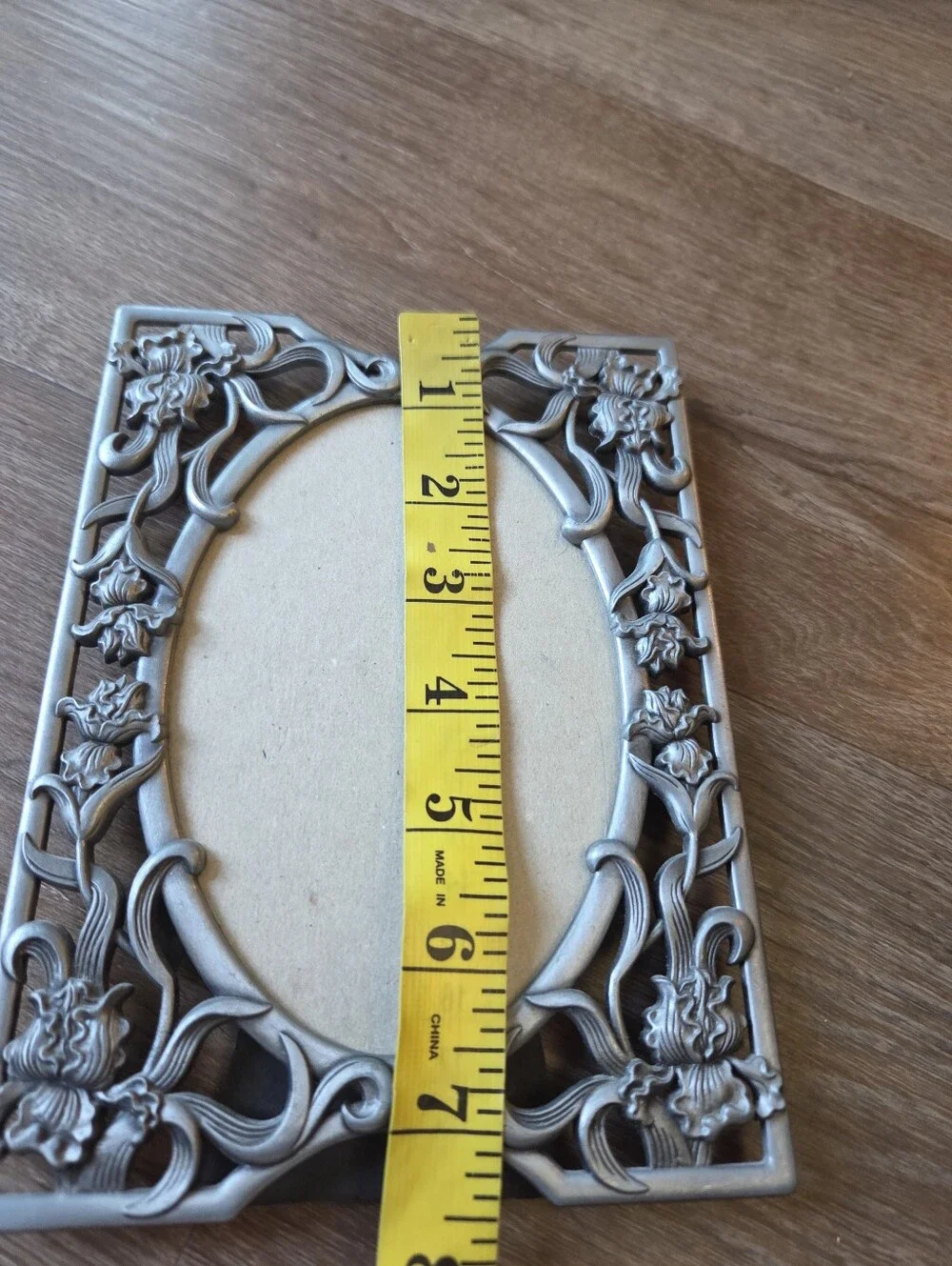 Vintage Pewter Silver Tone Ornate Iris Flower Picture Frame with Oval Setting